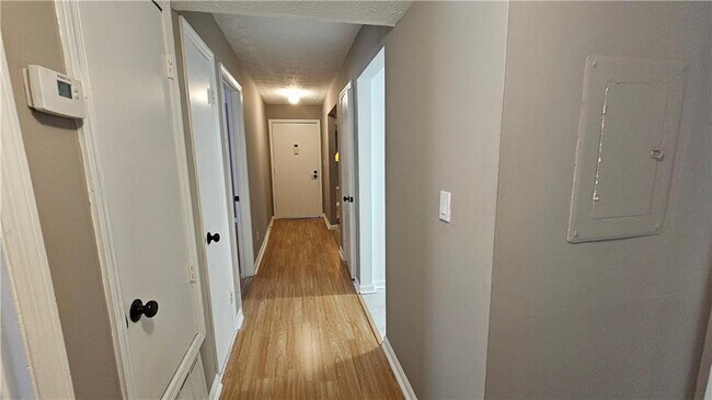 Foto del edificio - 2388 Lawrenceville Hwy