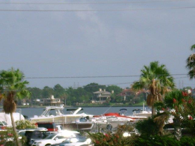 Foto del edificio - 3010 E NASA Pkwy