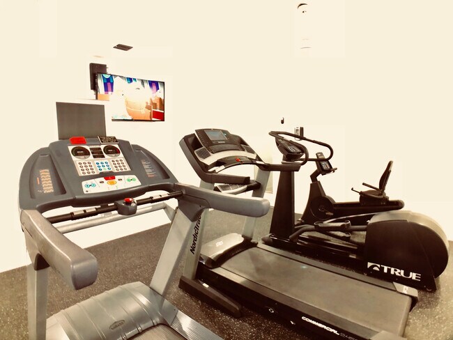 Fitness center - 6450 Collins Ave