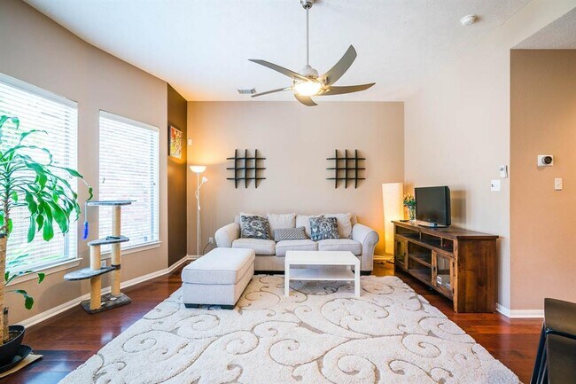 Building Photo - 17807 Skyline Arbor Terrace