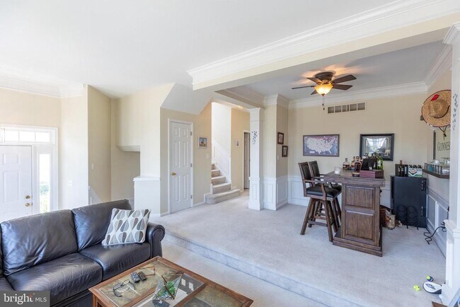 Foto del edificio - 536 E Boxborough Dr