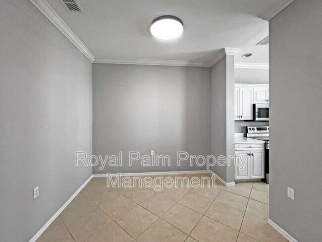 Foto del edificio - 8550 Kingbird Loop