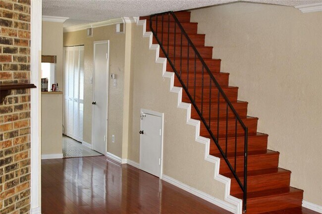 Foto del edificio - 2400 Jupiter Rd