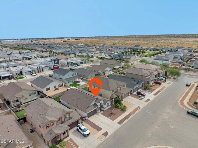 Foto del edificio - 12316 Desert Path Ct