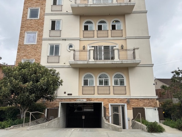 Building Photo - 11501 Hatteras St