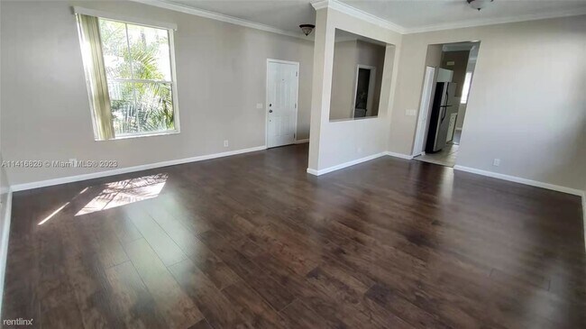 Building Photo - 4 br, 2.5 bath House - 582 Carrington Ln