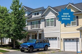 Building Photo - 2135 Saranac Ct