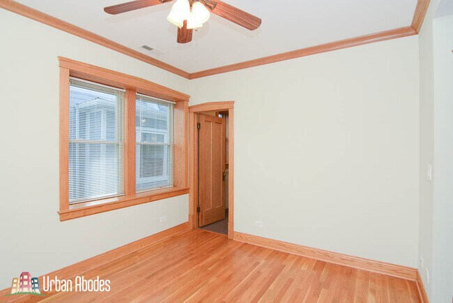 Foto del edificio - 416 N Ada St