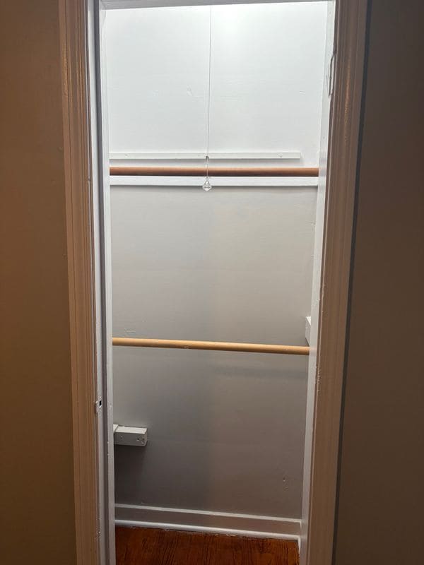 Building Photo - 4957 Hull St