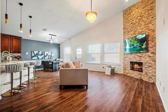 Foto del edificio - 1412 Cheyenne Rd