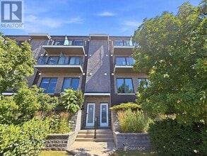 Building Photo - 2059 Weston Rd