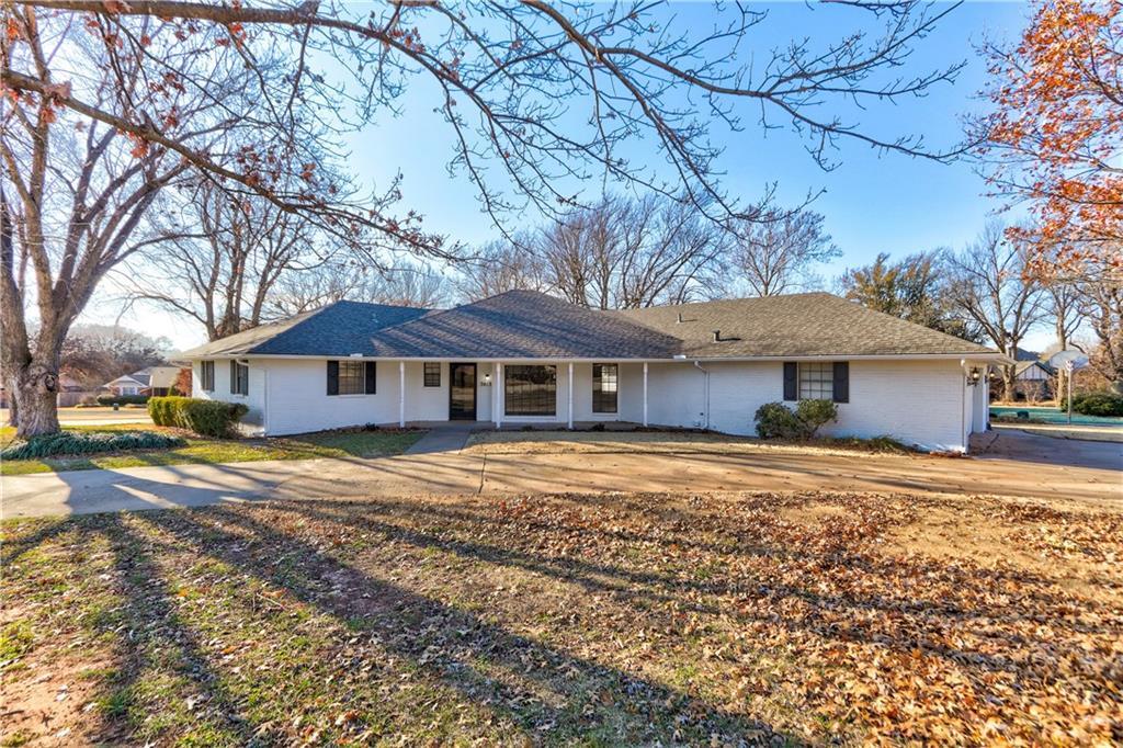 Foto principal - 3413 Choctaw Dr