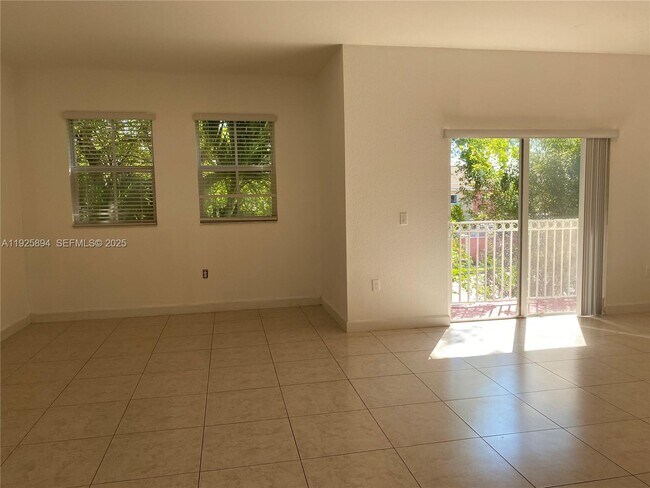 Foto del edificio - 210 NW 109th Ave