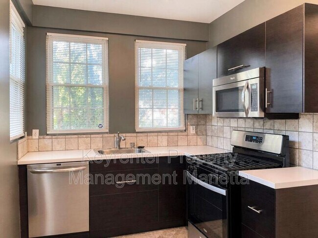 Foto del edificio - 5120 Newark Ave SW