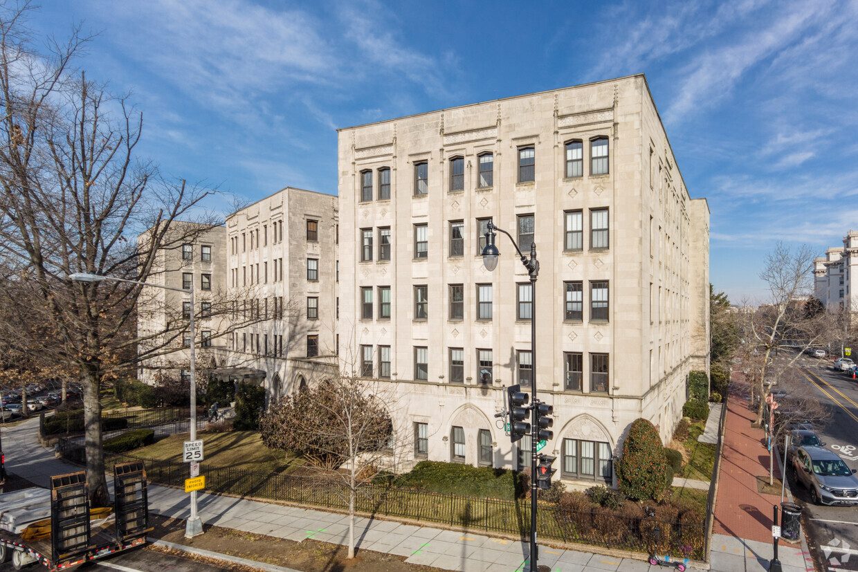 Primary Photo - The Embassy Condominium