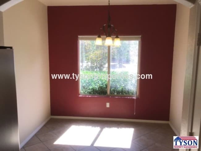 Building Photo - 6923 Carmelito Loop NE