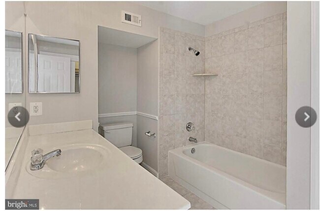 Foto del edificio - 3906 Penderview Dr