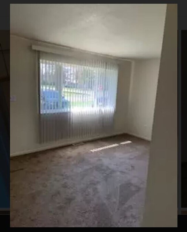 Foto del edificio - 6984 Shattuck Rd