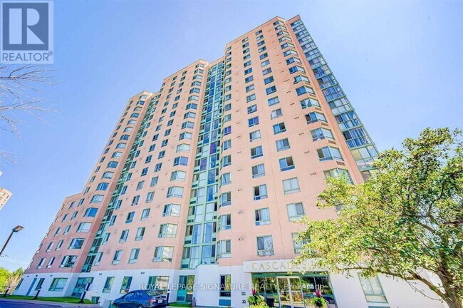 Photo du bâtiment - 41 Markbrook Ln