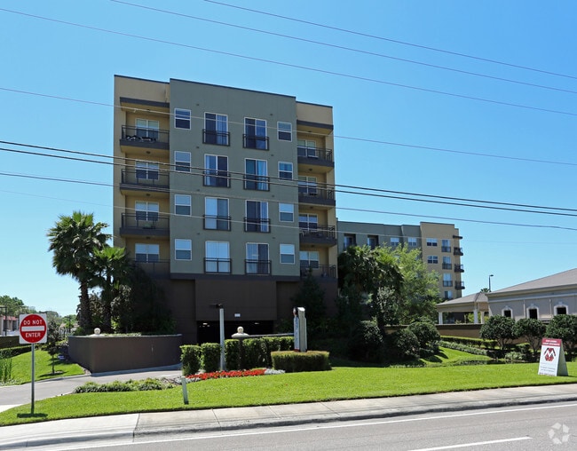 Mosaic Westshore Apartments Tampa, FL