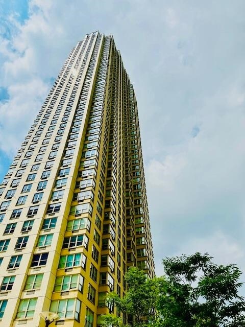 Building Photo - 88 Morgan St