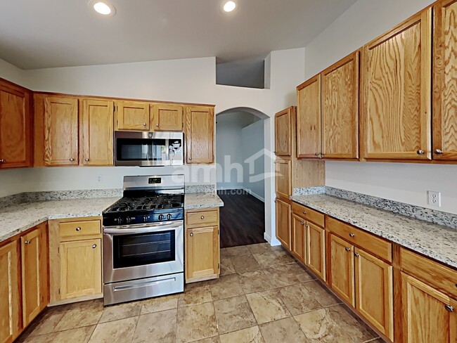 Building Photo - 8012 Tailwind Avenue