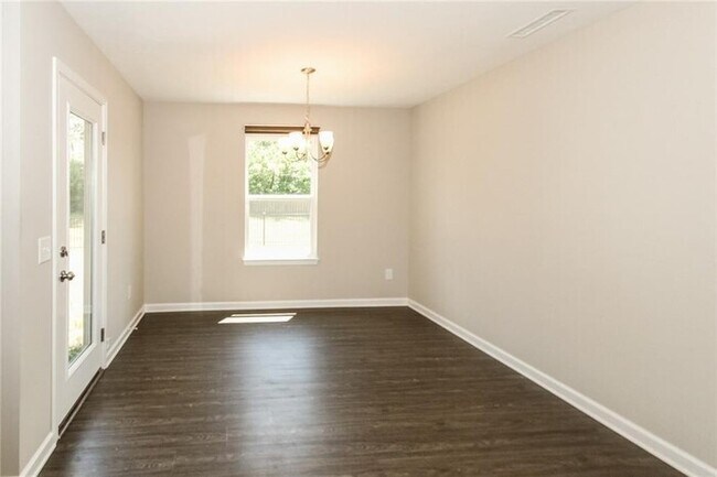 Building Photo - Like NEW Home in Zionsville!