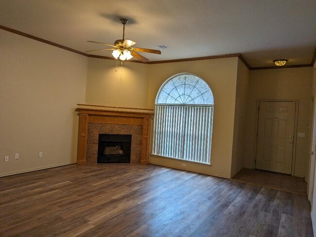 Building Photo - 1605 Concord Dr