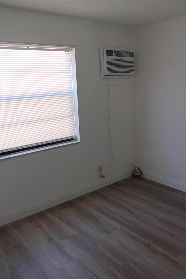 Foto del edificio - 1021 SE Monterey Road Unit 31