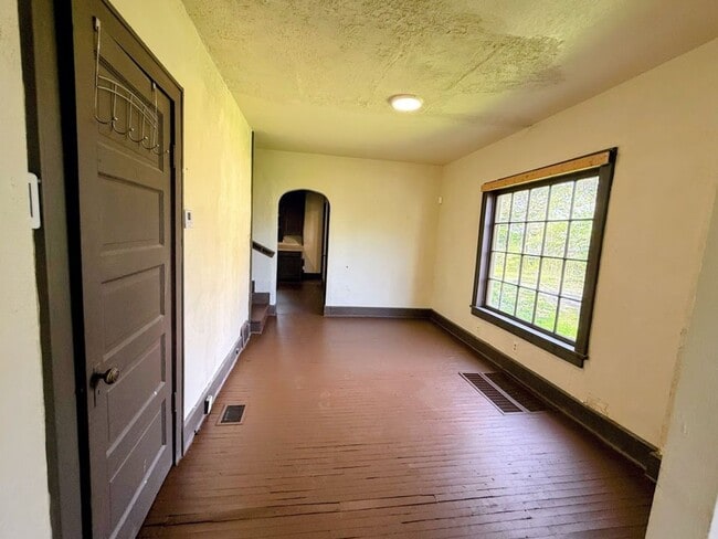 Foto del edificio - 2048 2nd St NE