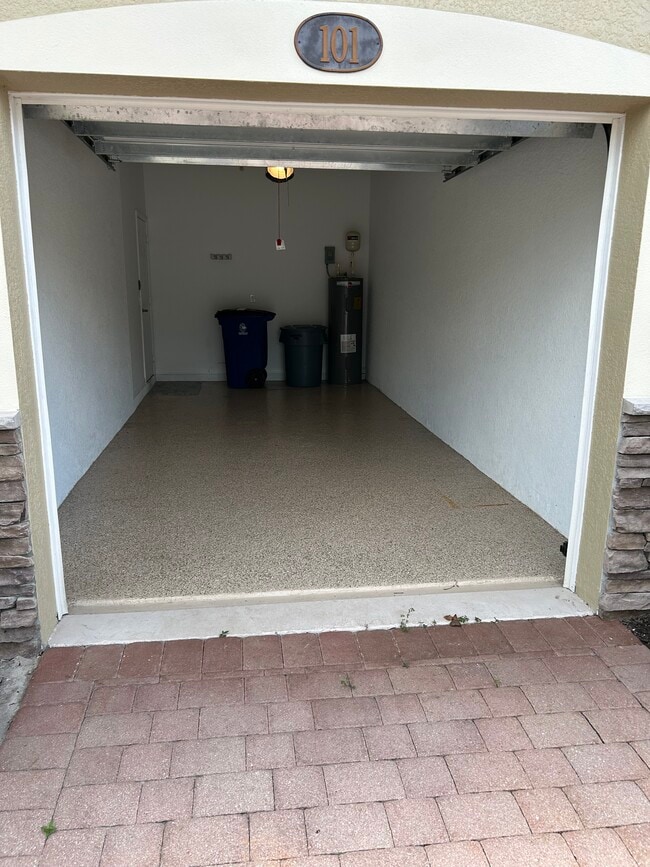 Foto del edificio - 7511 Oakshade Cir