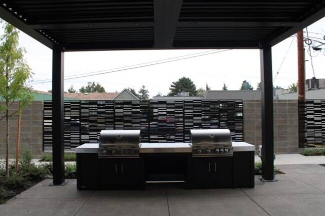 Interior Photo - Chaku Kumtuks Haws