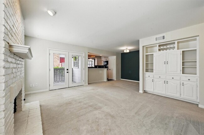 Foto del edificio - 15151 Berry Trail