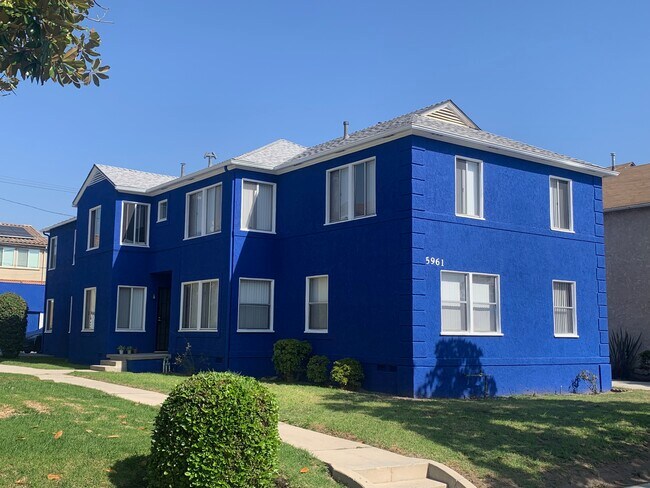 Foto del edificio - 5961 Guthrie Ave