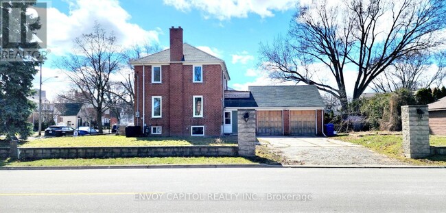 Building Photo - 84 MacDonald Ave