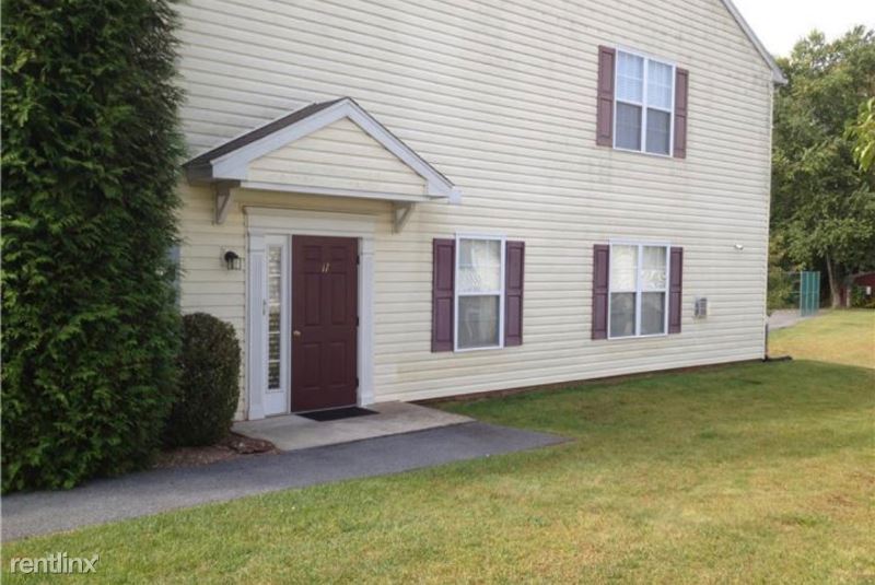 17 Christine Dr, Reading, PA 19606 Condo for Rent in Reading, PA