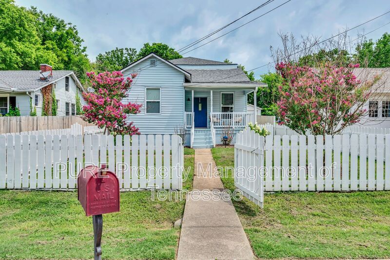 Primary Photo - 1017 Granada Ave