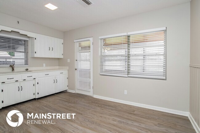 Foto del edificio - 4435 Fairview Ave