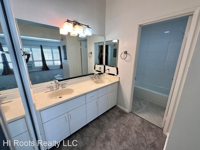 Building Photo - 2 br, 2 bath House - 91-1131 Laaulu St. #11C