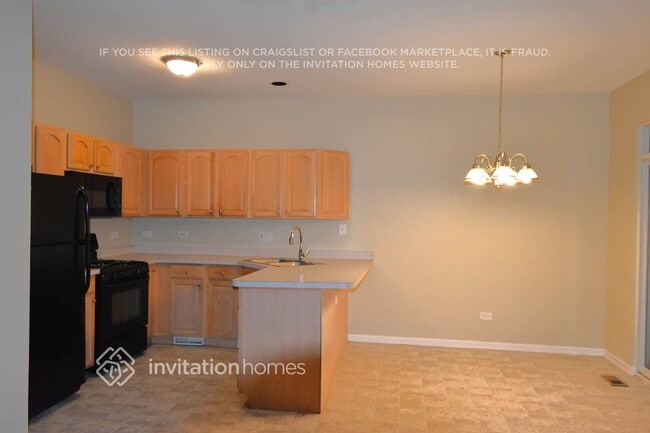 Building Photo - 3862 Pathfinder Ln