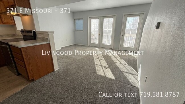 Foto del edificio - 371 E Missouri Ave