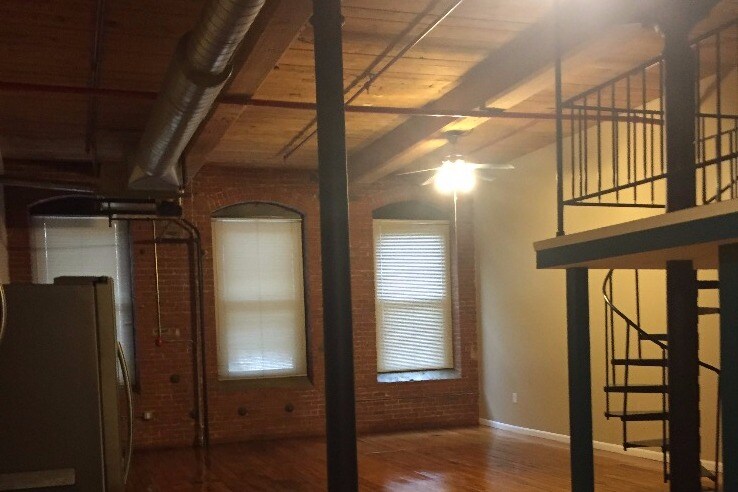 Foto principal - 725 Branch Ave