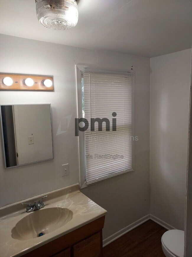 Foto del edificio - 419 E Peoria Ave