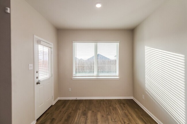 Foto del edificio - 7606 Tipton Meadow Way