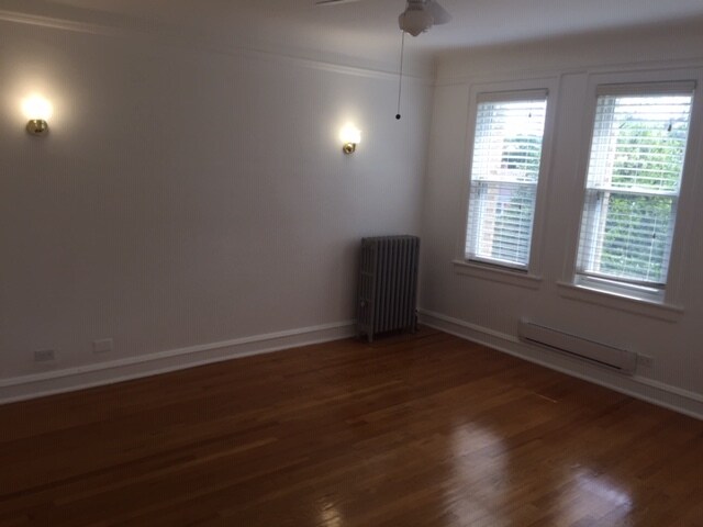 Foto del edificio - 4008 N McVicker Ave