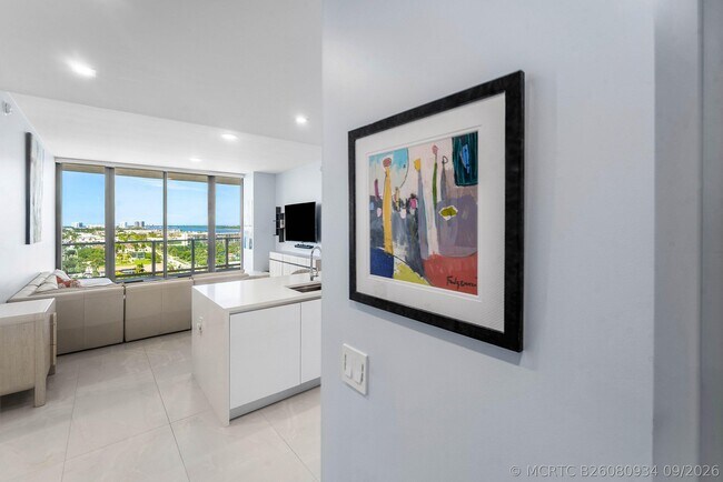 Foto del edificio - 220 Lake Shore Dr