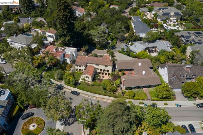 Foto del edificio - 99 Lafayette Ave