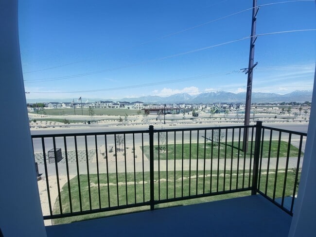 Breathtaking Salt Lake Valley Views | Herriman, UT - Breathtaking Salt Lake Valley Views | Herriman, UT Apartment