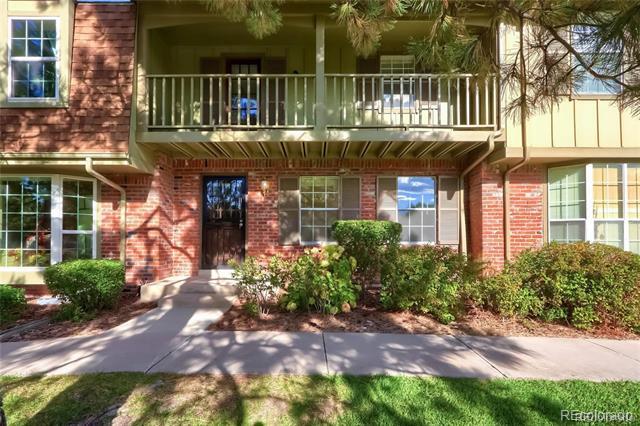 Foto del edificio - 8770 E Yale Ave