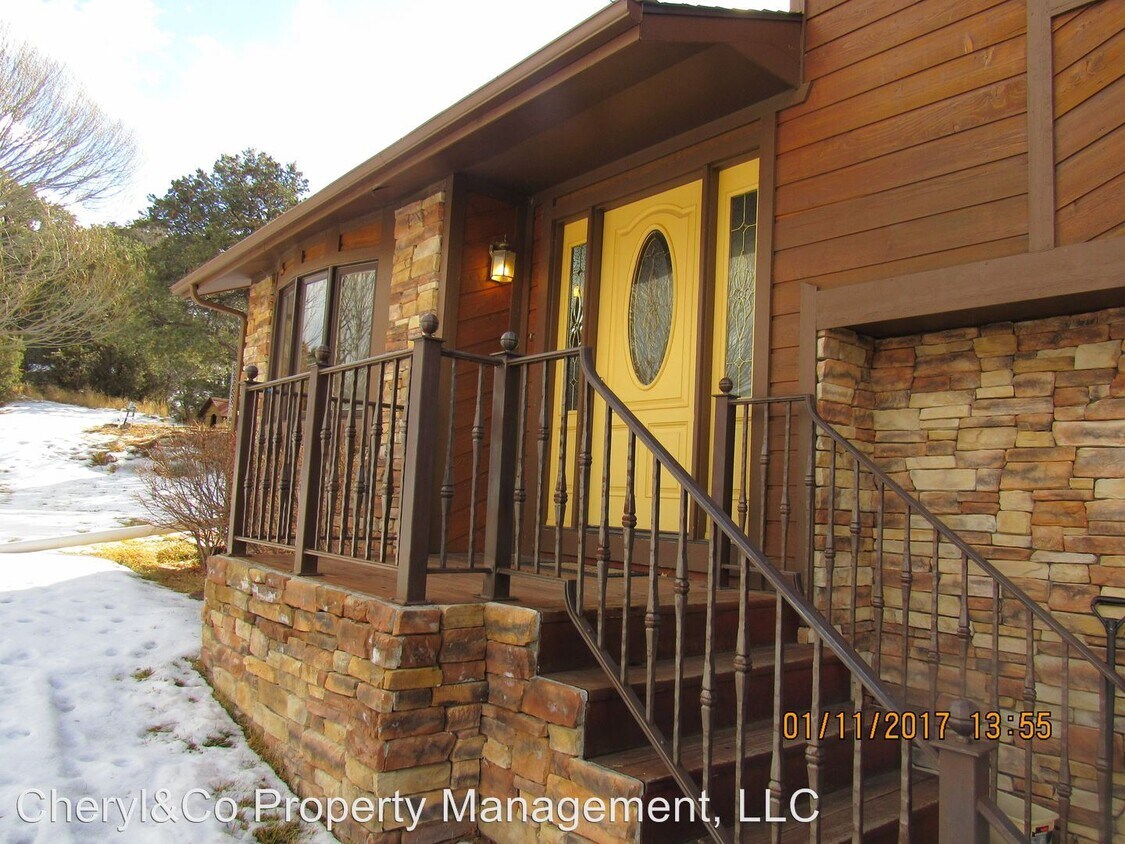 Primary Photo - 3 br, 2.5 bath House - 12 Sunrise Court